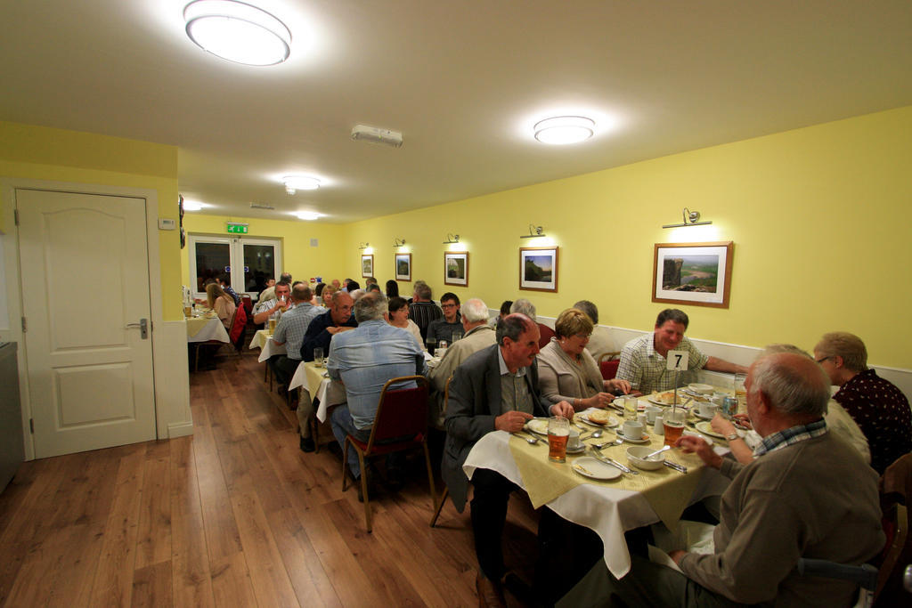 Bed and Breakfast Emlyn Arms Llanarthney Exteriér fotografie