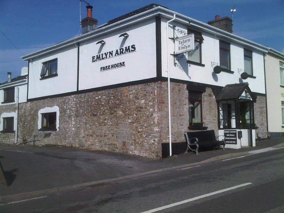 Bed and Breakfast Emlyn Arms Llanarthney Exteriér fotografie